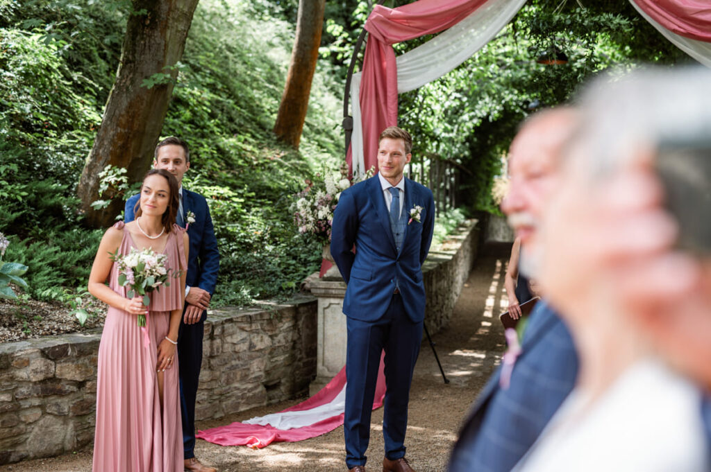 Nikola Elefant svatební fotografka svatební místo Savoia Castle